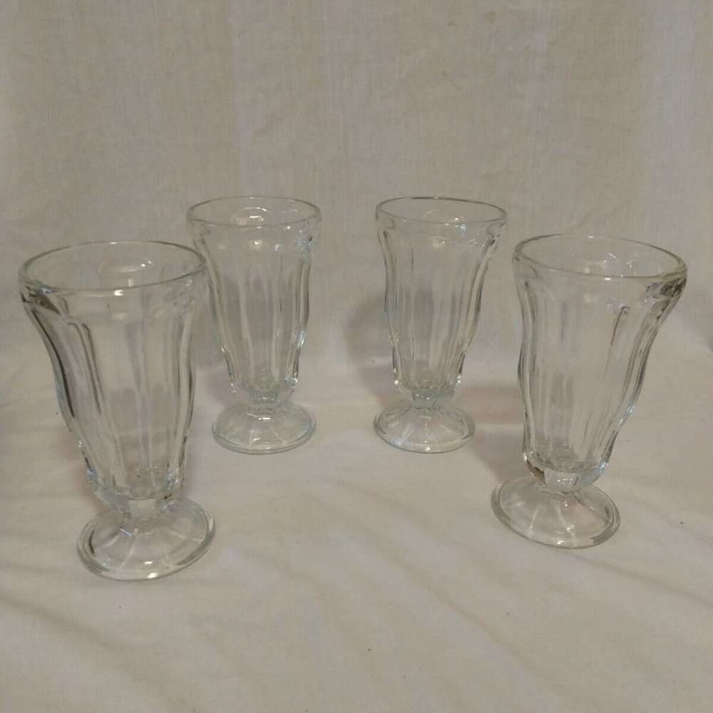 4  Vintage Old Fashion Ice Cream Glasses Milkshake Malt Soda Fountain Sundae
